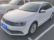 Volkswagen Sagitar 2015