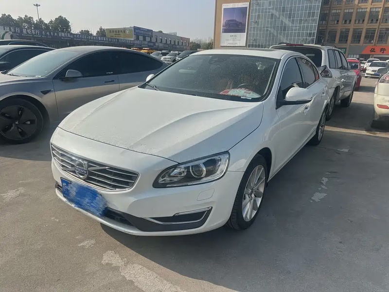 Volvo S60