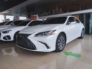 Lexus ES 2024