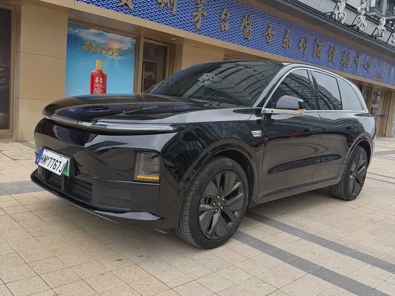 Li Auto L6