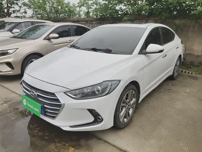 Hyundai Elantra