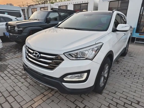 Hyundai Santa Fe 2014
