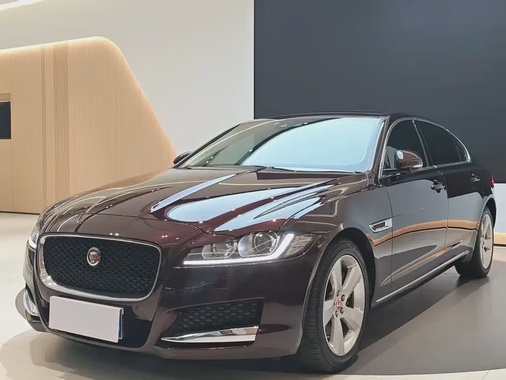 Jaguar XF 2020