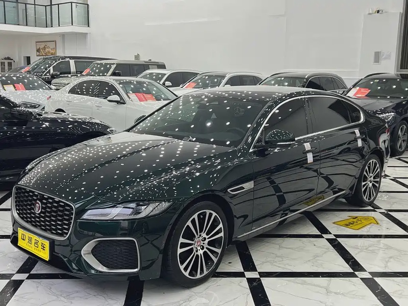 Jaguar XFL