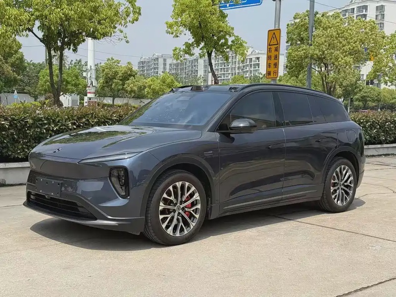 NIO ES6