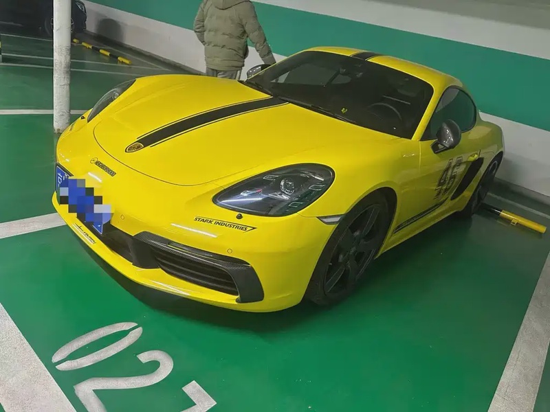 Porsche 718