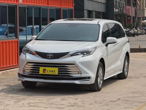 Toyota Sienna 2022