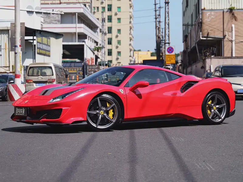 Ferrari 488