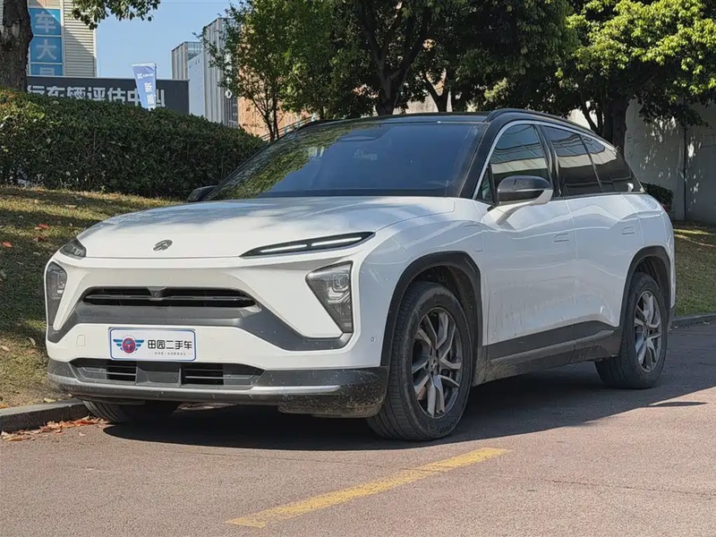NIO ES6
