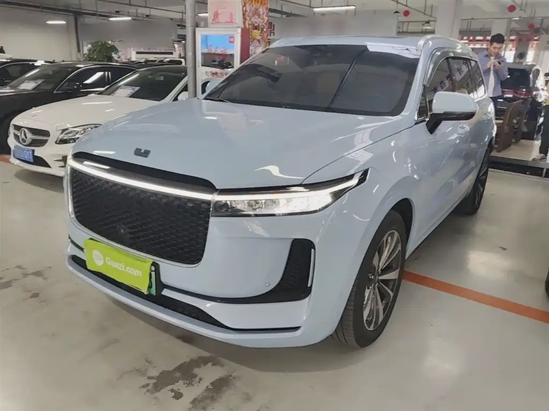 Li Auto ONE