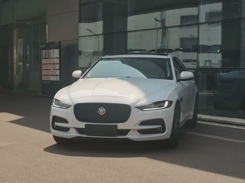 Jaguar XEL
