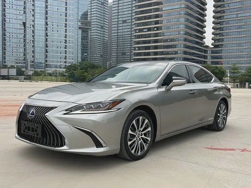 Lexus ES 2021