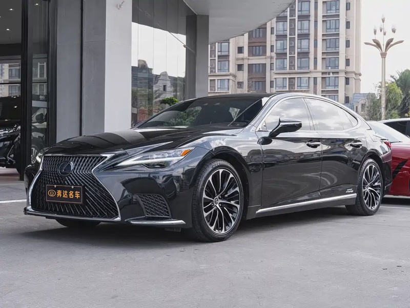 Lexus LS