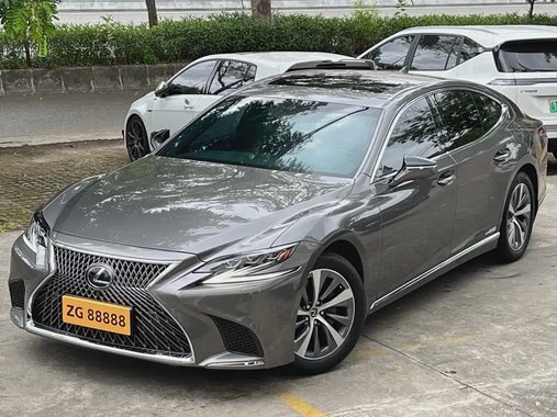Lexus LS 2019