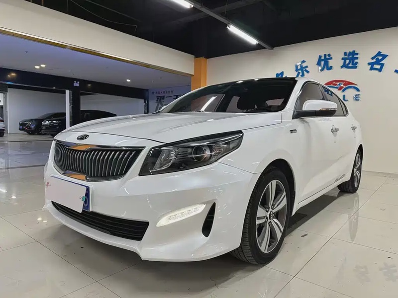 Kia K4