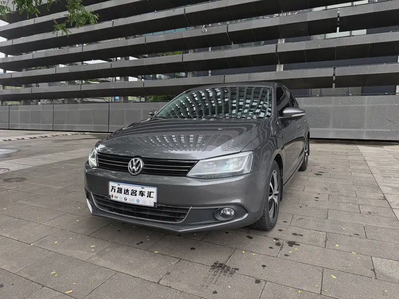 Volkswagen Sagitar