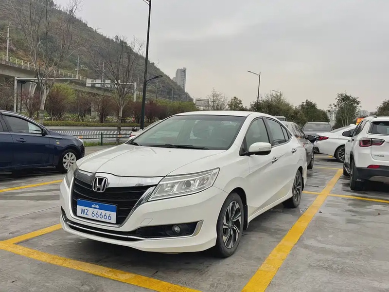 Honda Crider