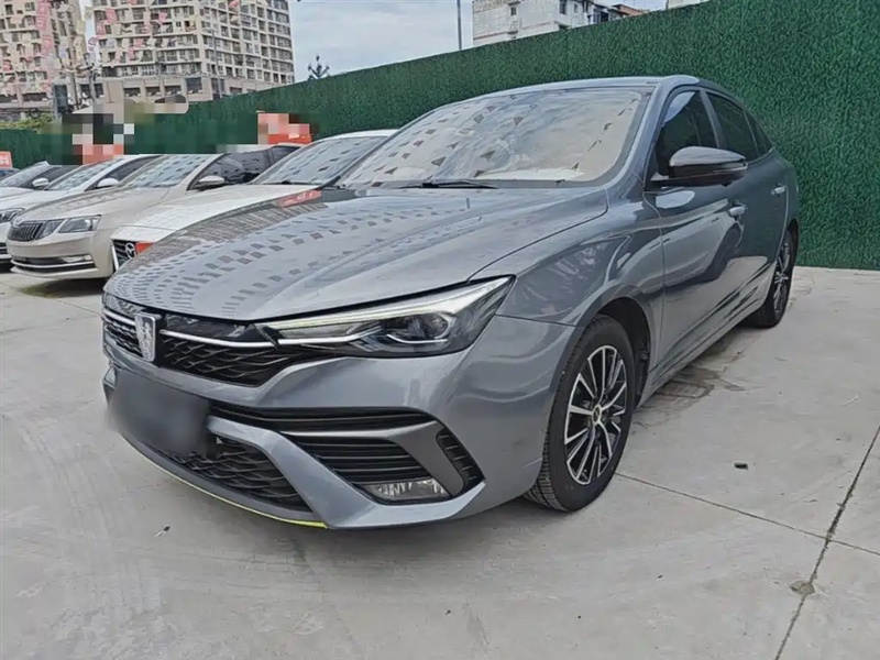Roewe i5