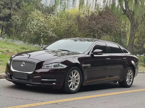 Jaguar XJ 2015