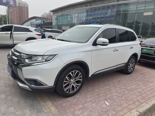 Mitsubishi Outlander 2018