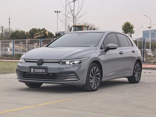 Volkswagen Golf 2021