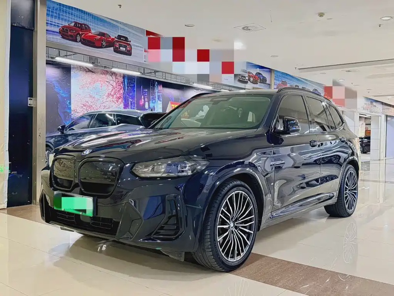 BMW iX3