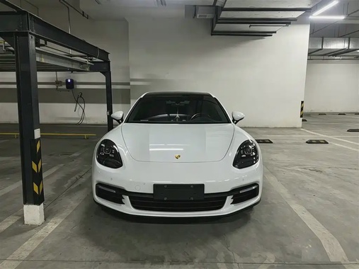 Porsche Panamera 2020