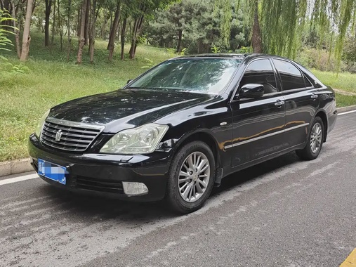 Toyota Crown 2009