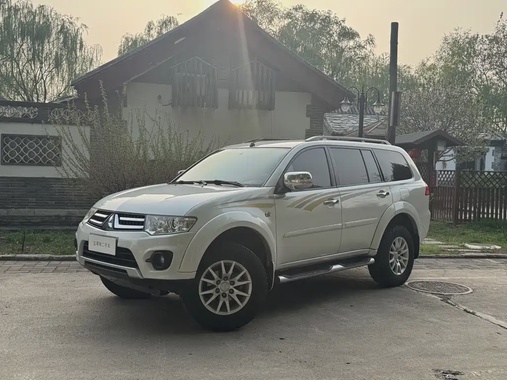 Mitsubishi Pajero Sport 2017