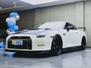 Nissan GT-R 2013