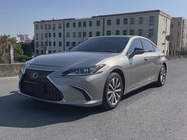 Lexus ES 2020