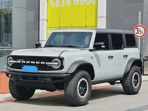 Ford Bronco 2024