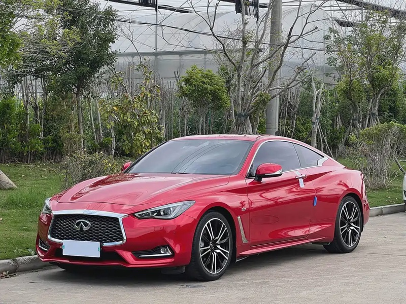 Infiniti Q60