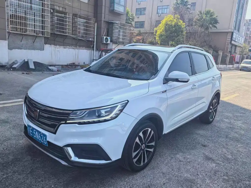 Roewe RX3