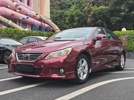 Toyota Reiz 2013