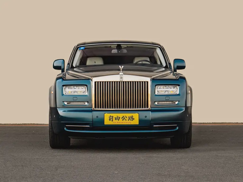 Rolls-Royce Phantom