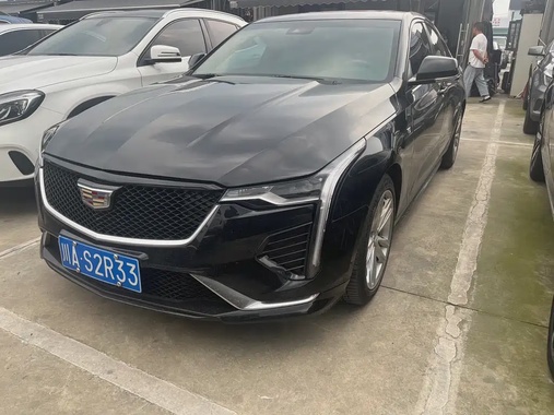 Cadillac CT4 2022