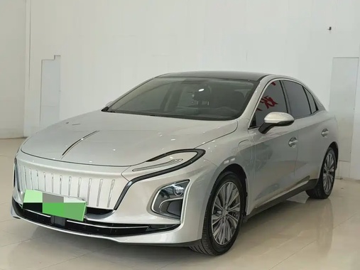Hongqi E-QM5 2026