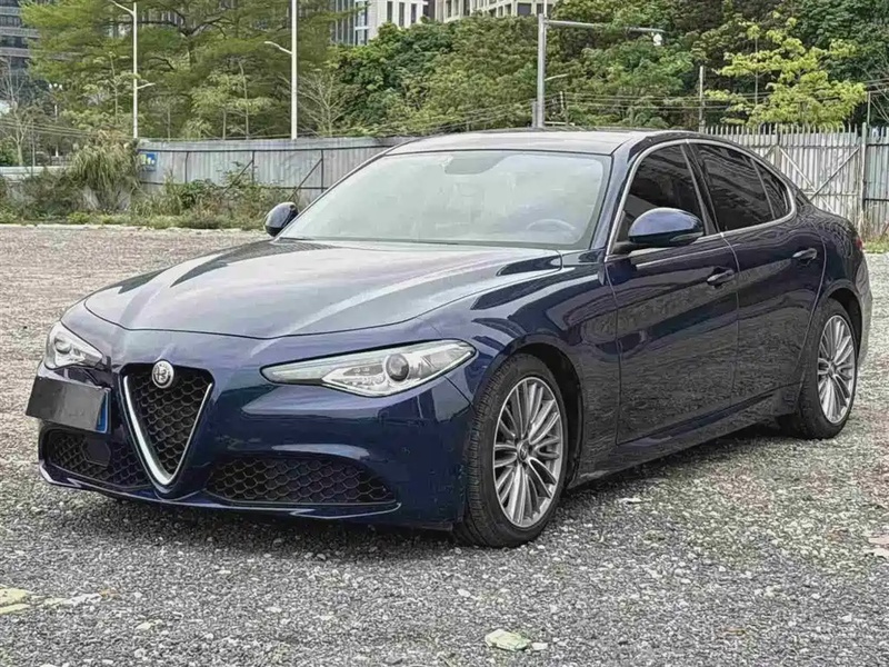 Alfa Romeo Giulia