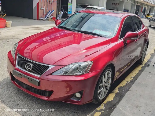 Lexus IS 2013