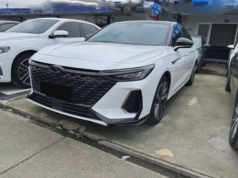 Chery Arrizo 8