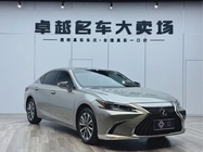 Lexus ES 2024