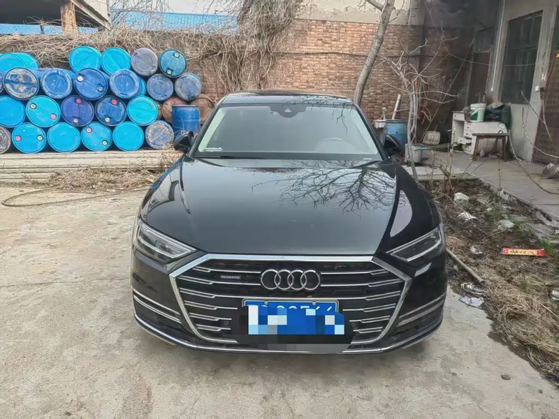 Audi A8