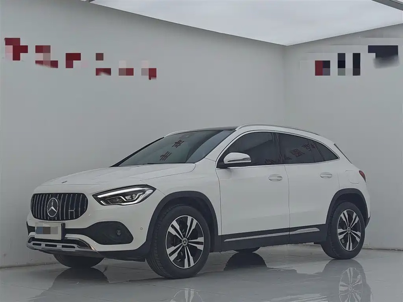 Mercedes-Benz GLA-Class