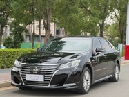 Toyota Crown 2017