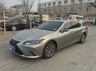 Lexus ES 2023