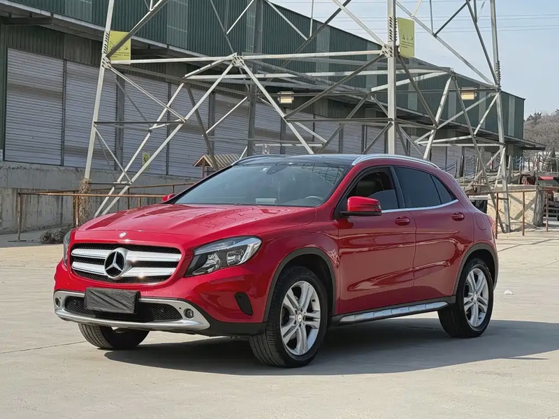Mercedes-Benz GLA-Class