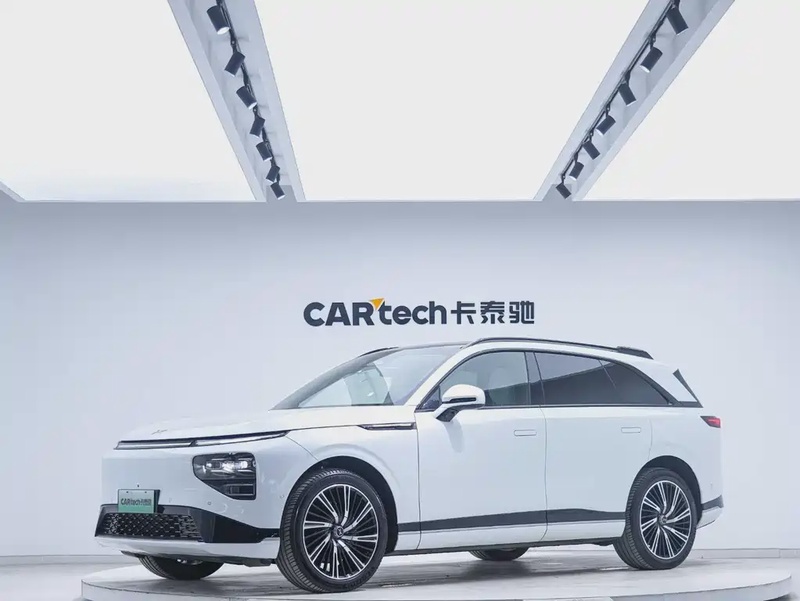 XPeng G9