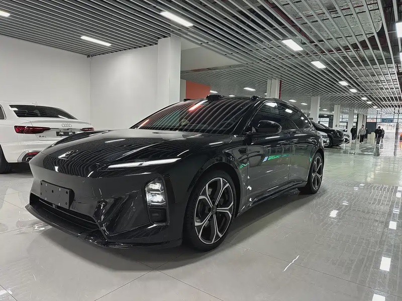 NIO ET5T