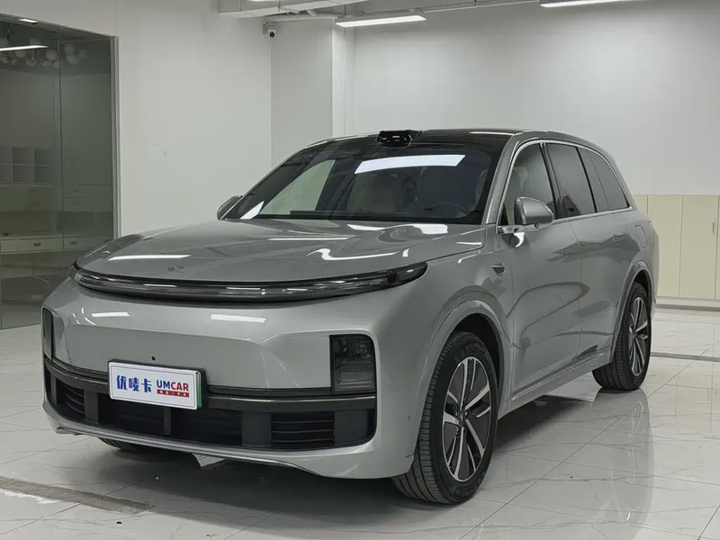 Li Auto L8